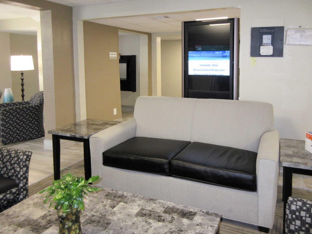 Ferry Pass Quality Inn מראה חיצוני תמונה